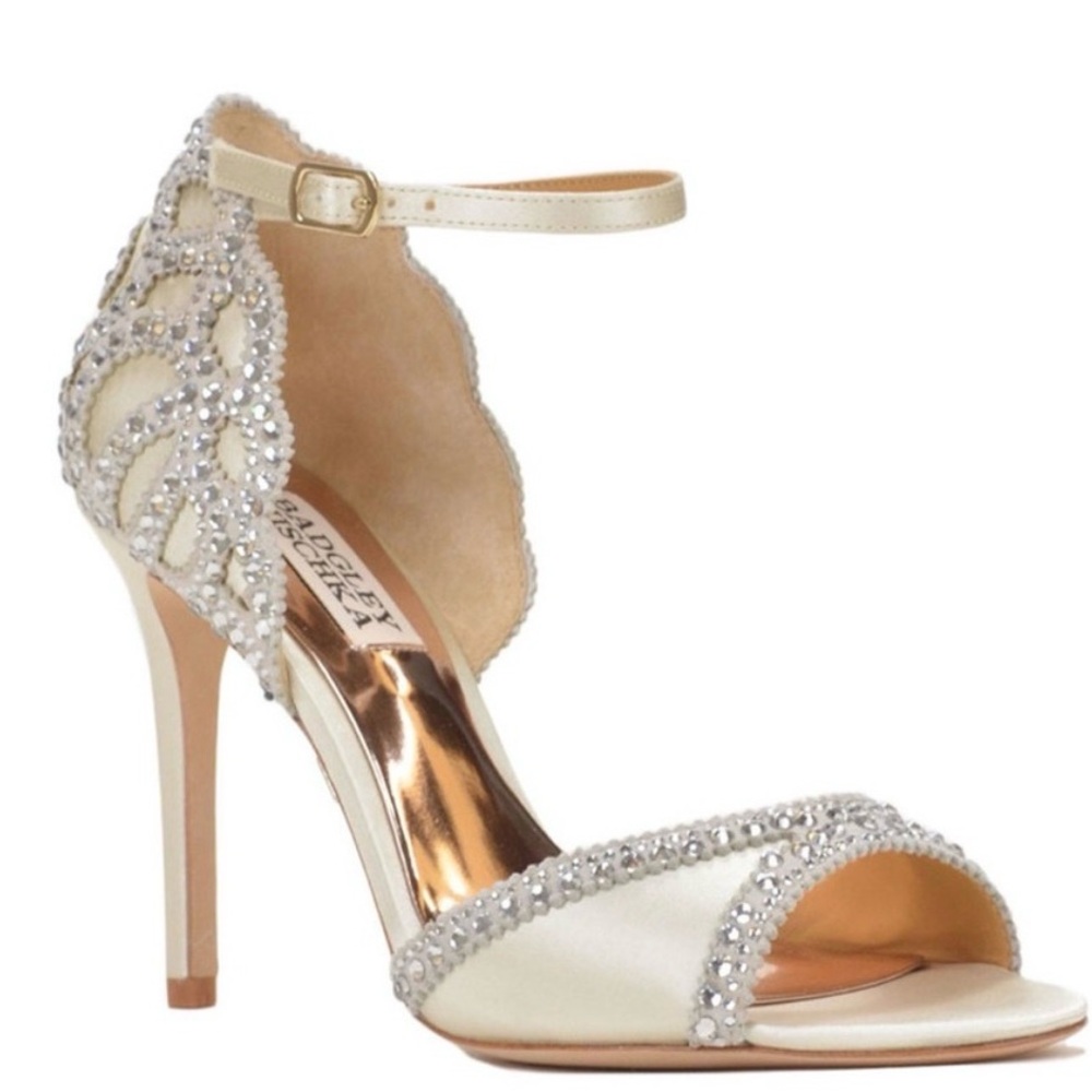 Badgley and Mischka Roxy Wedding Shoes with Box and Dustbag - Picture 5 of 10